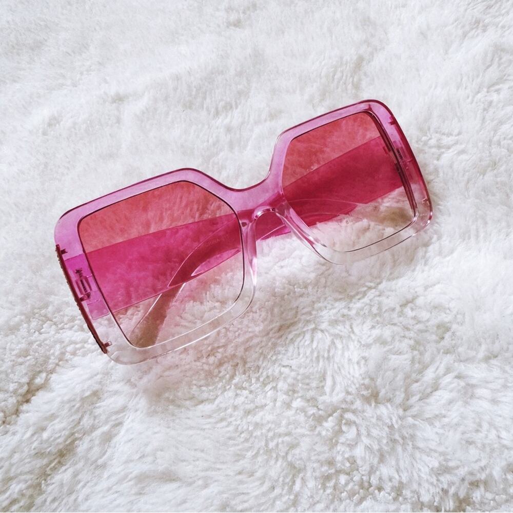 Junia Clear Pink Oversized Sunglasses - Picture 3 of 10